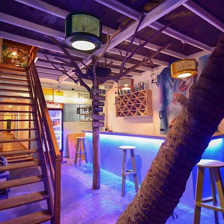Palm Leaf Surf Cafe Otel Galle Dış mekan fotoğraf