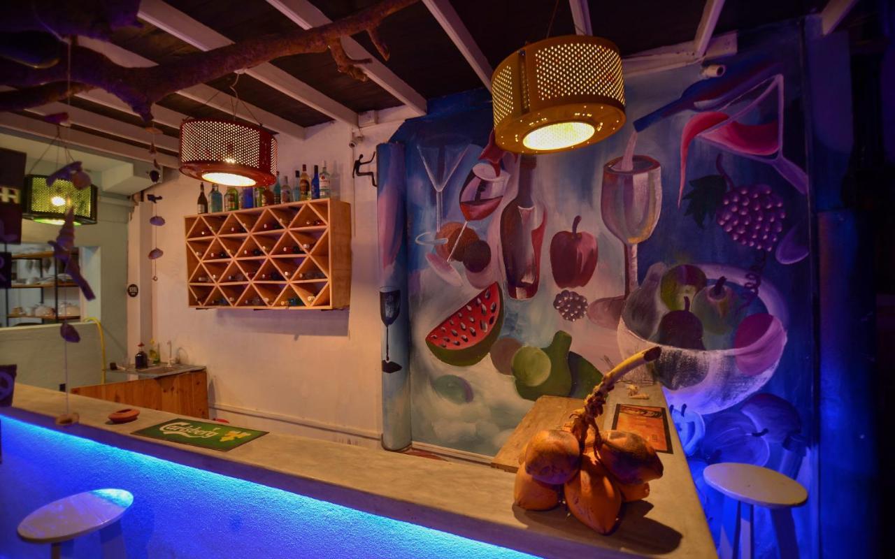Palm Leaf Surf Cafe Otel Galle Dış mekan fotoğraf